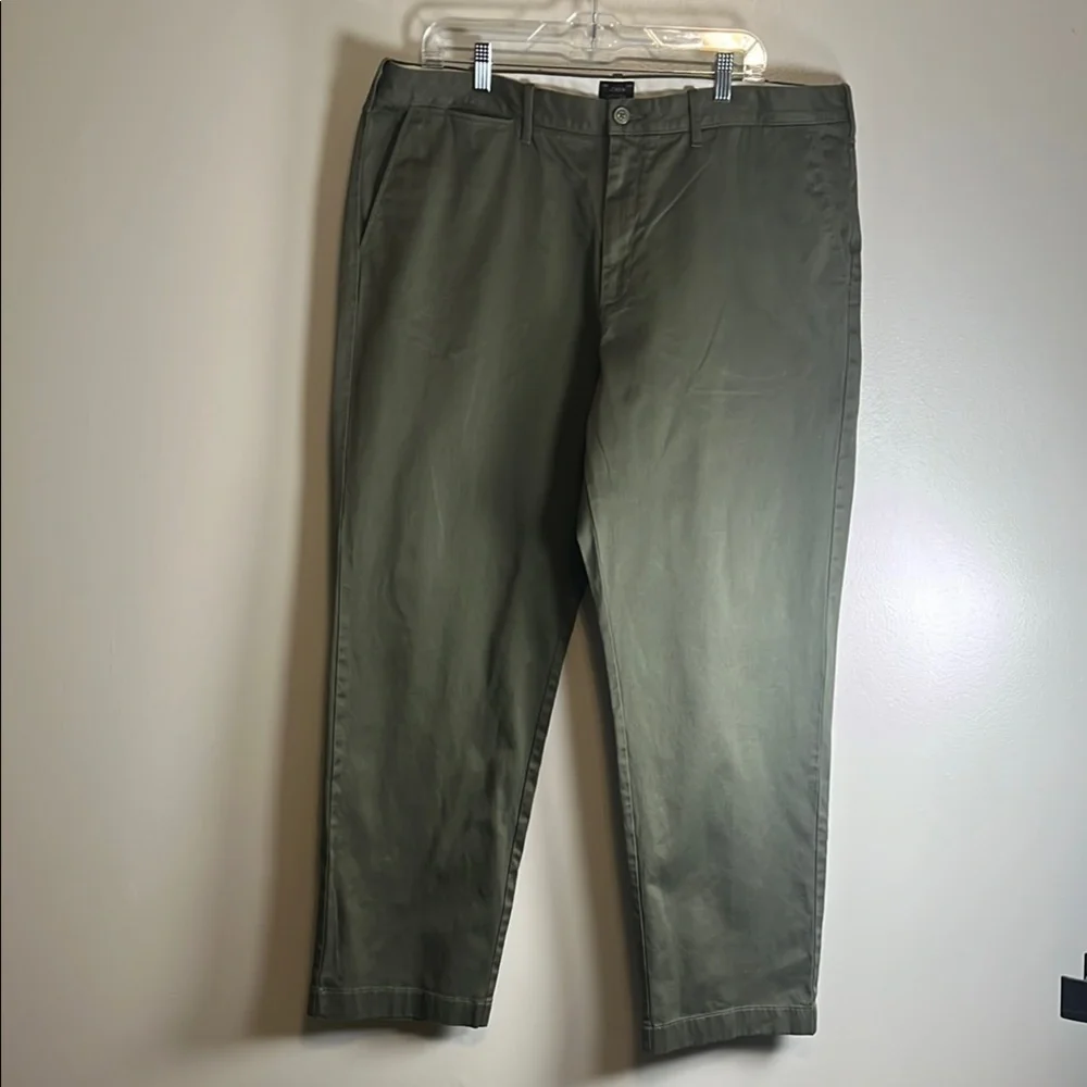 J. Crew Stretch Men's Olive Green Khaki Flat Front Pants Sz 38x32
